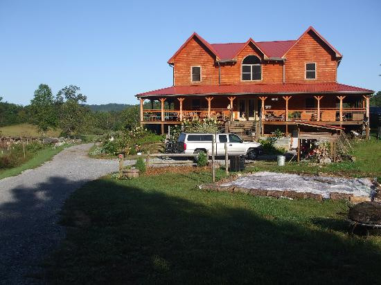 Pioneer Cabins & Guest Farm