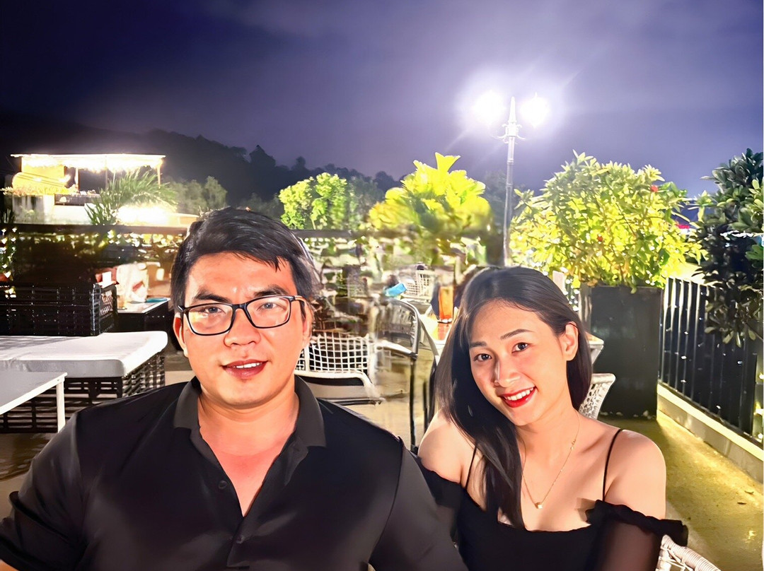 Sơn Trà Hill's 1973 Bistro & Stay