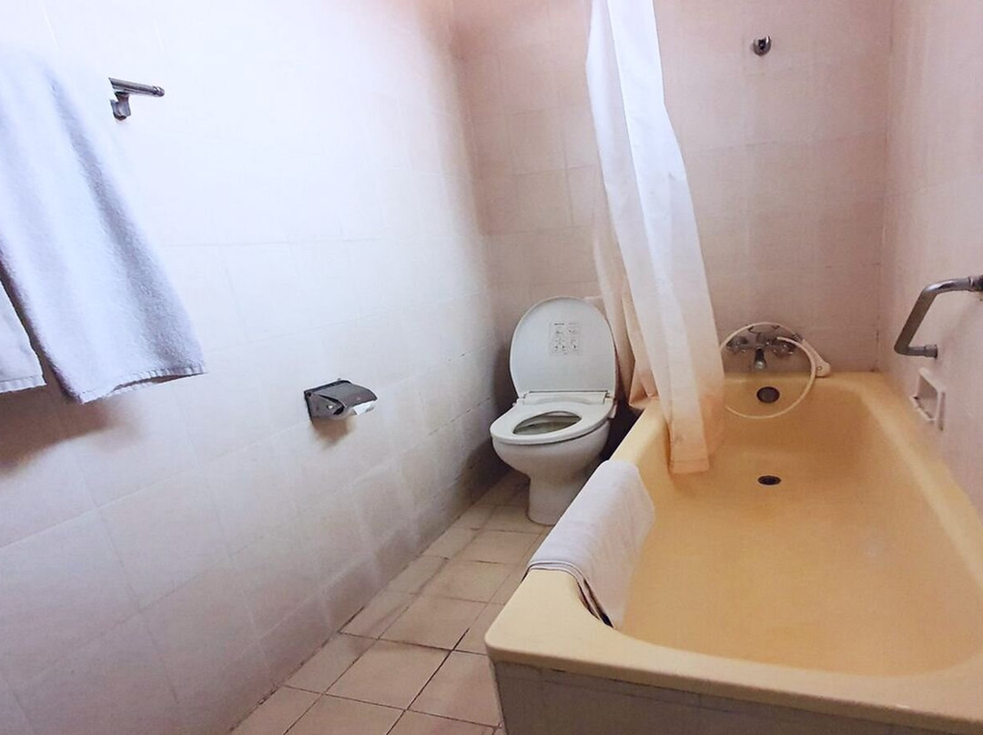 巴厘茵那商务酒店主图