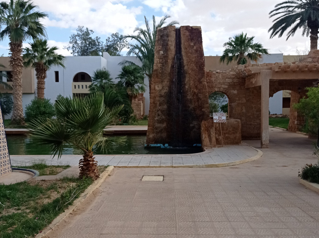 梅哈里杜兹酒店主图