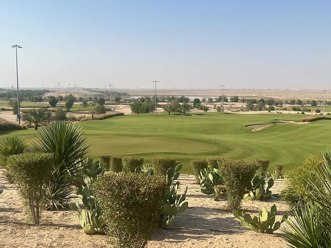 Al Dhannah Golf Club景点图片