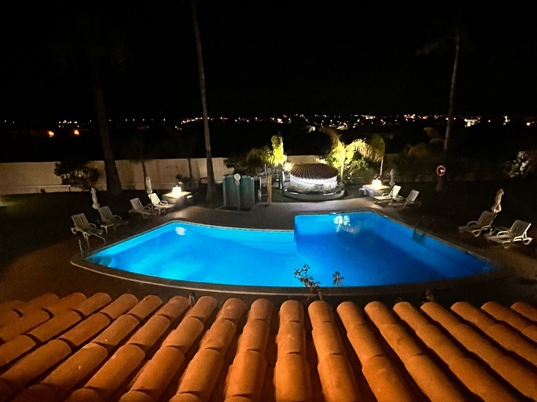 Flor Do Vale Apartments主图