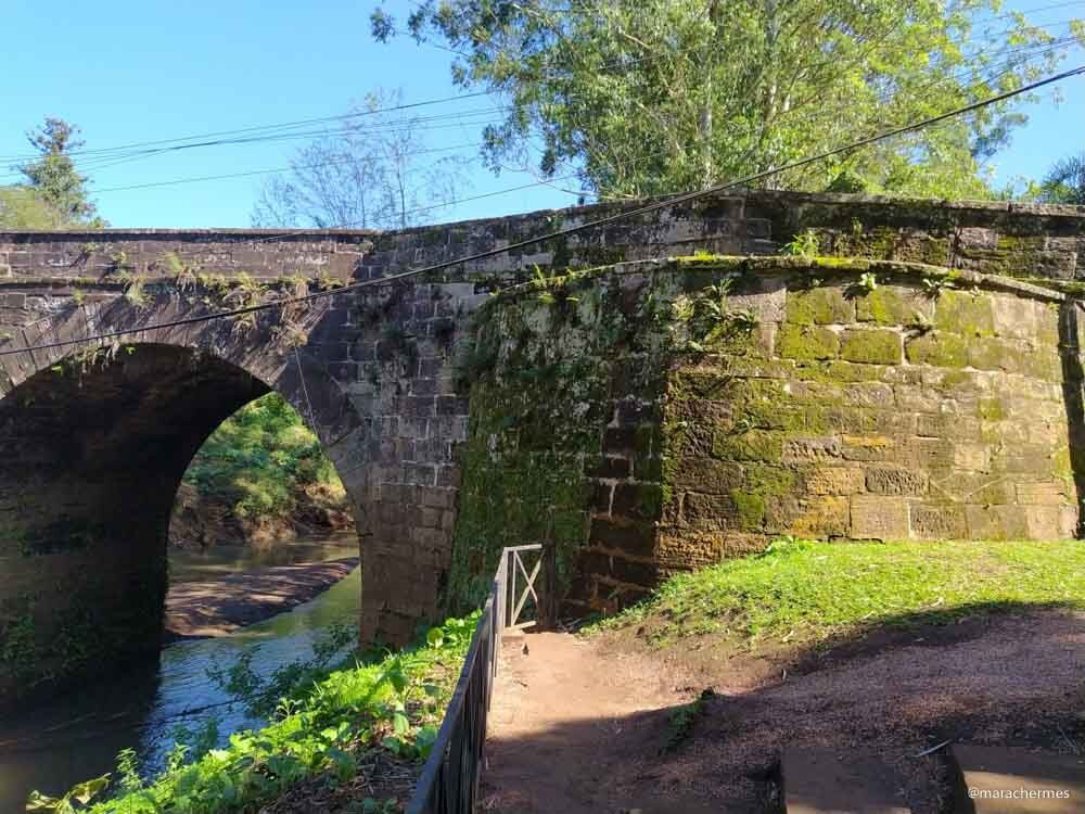 Ponte do Imperador景点图片