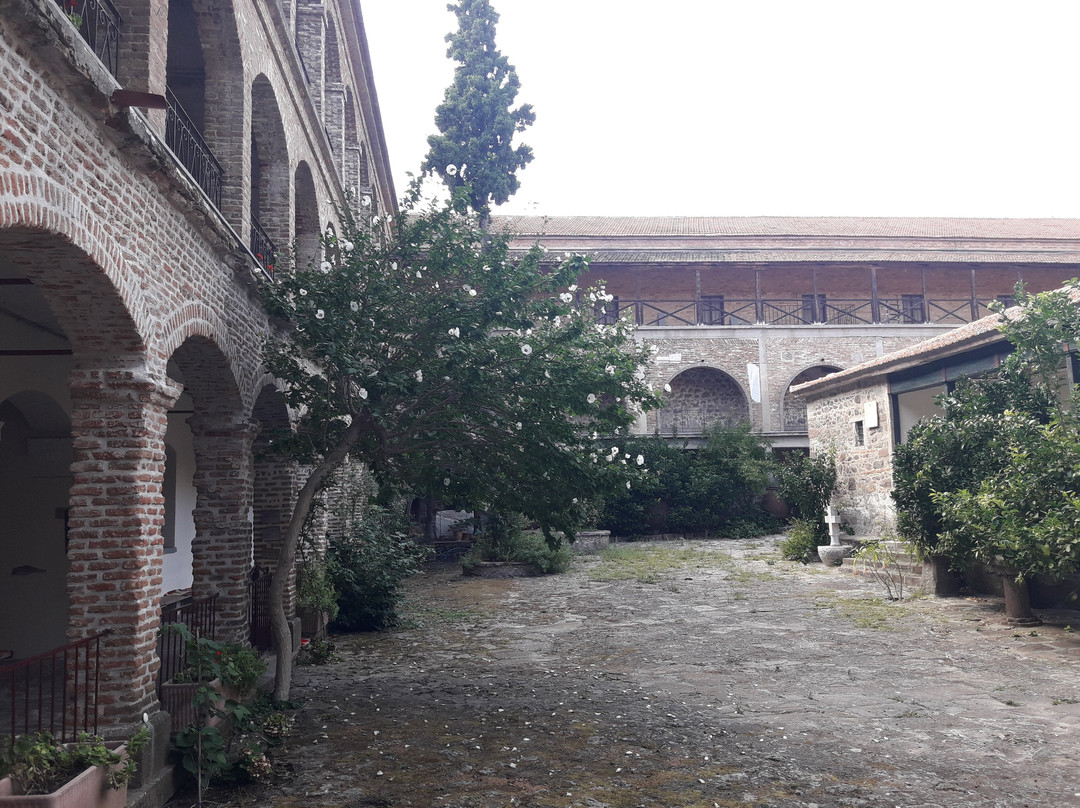 Moni Limonos-Kalloni必去景点