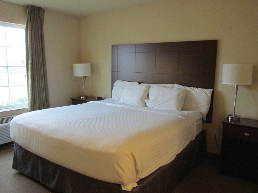 Amerivu Inn & Suites - Crookston主图