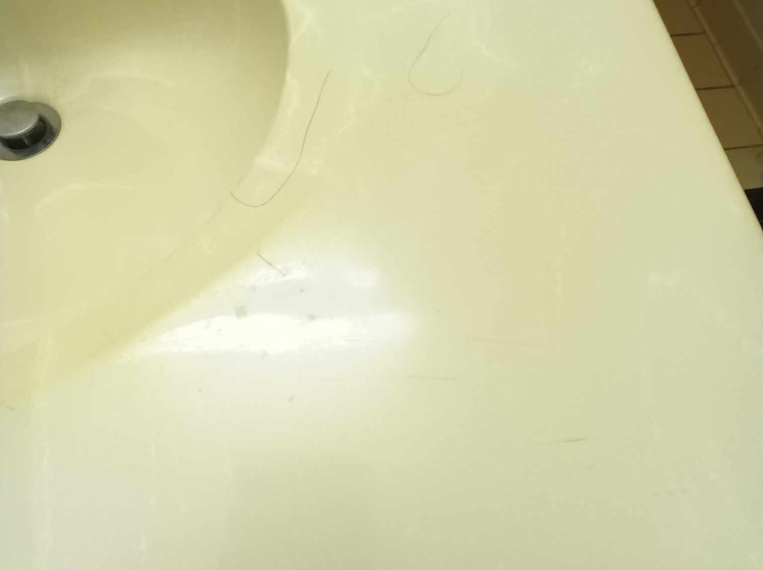 Super 8 by Wyndham Huntington主图