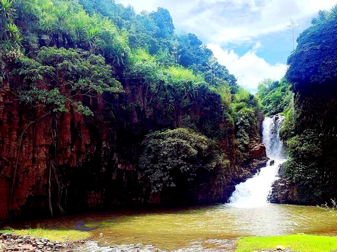 Chutes d'Antafofo景点图片