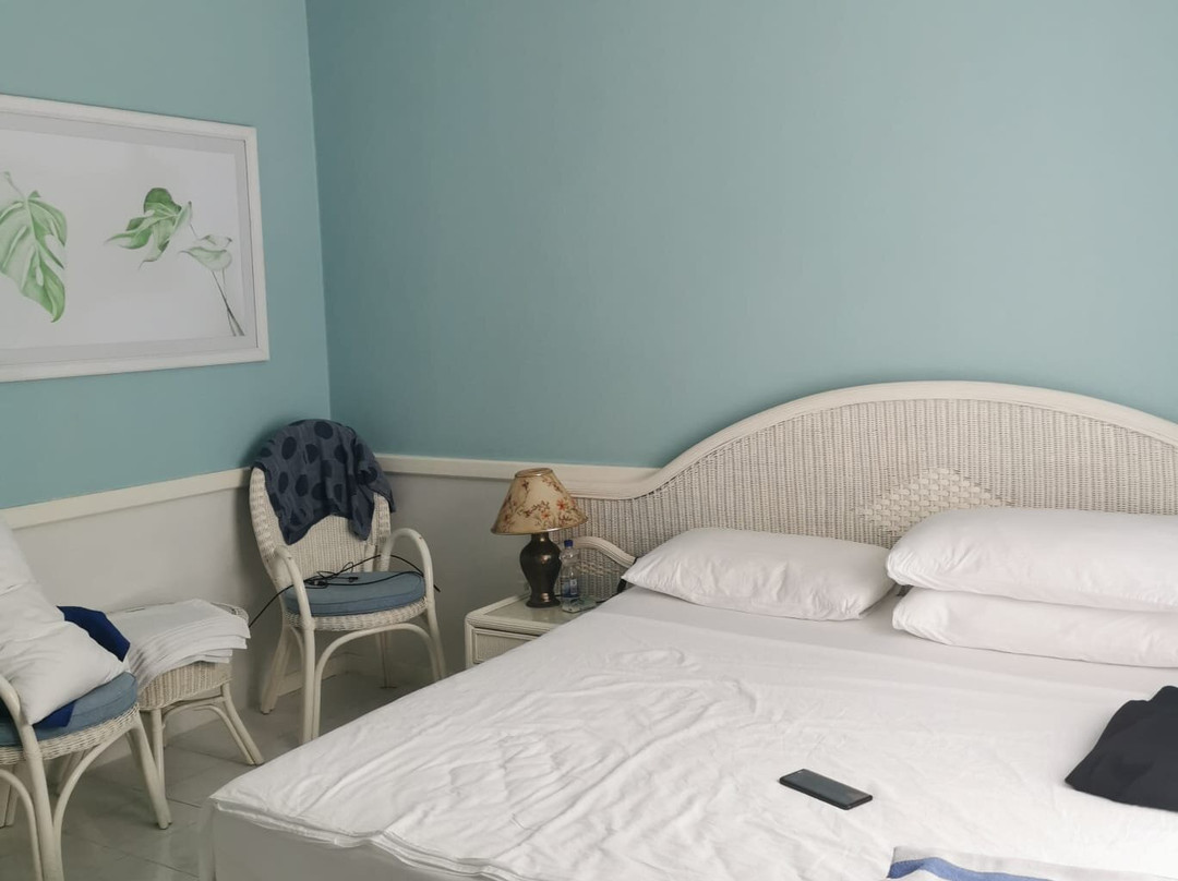 赤道村酒店主图