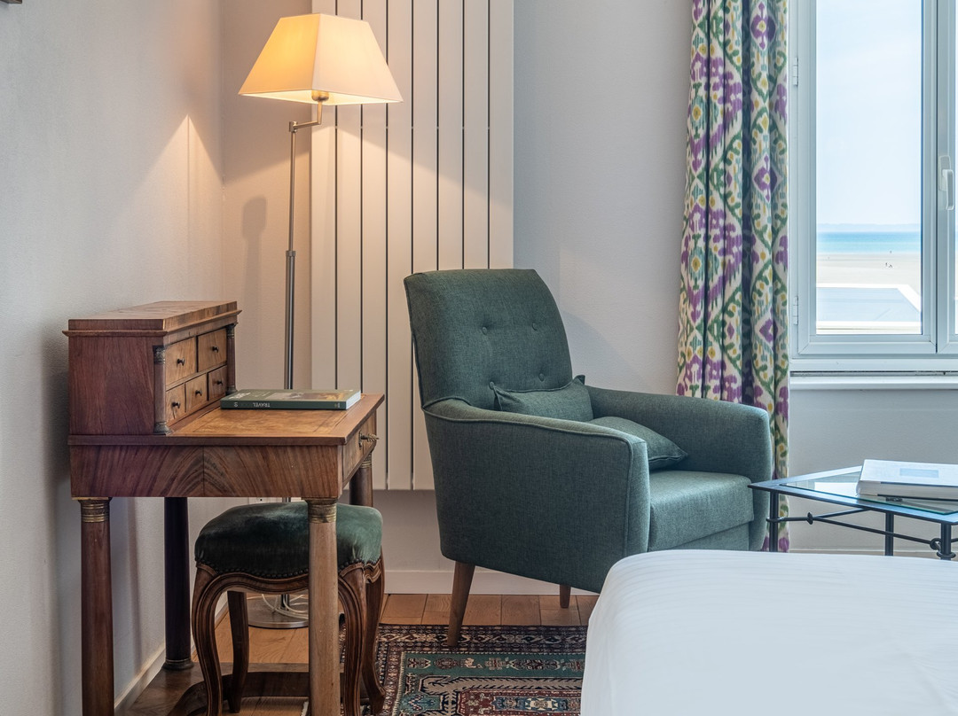 Plomodiern酒店住宿-Hotel De La Plage