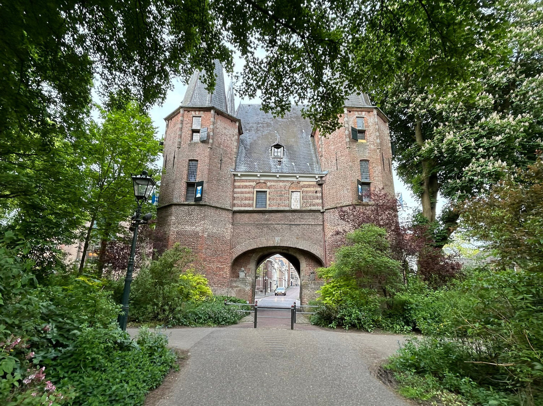 Rijksmonument Broederpoort Kampen uit 1465景点图片