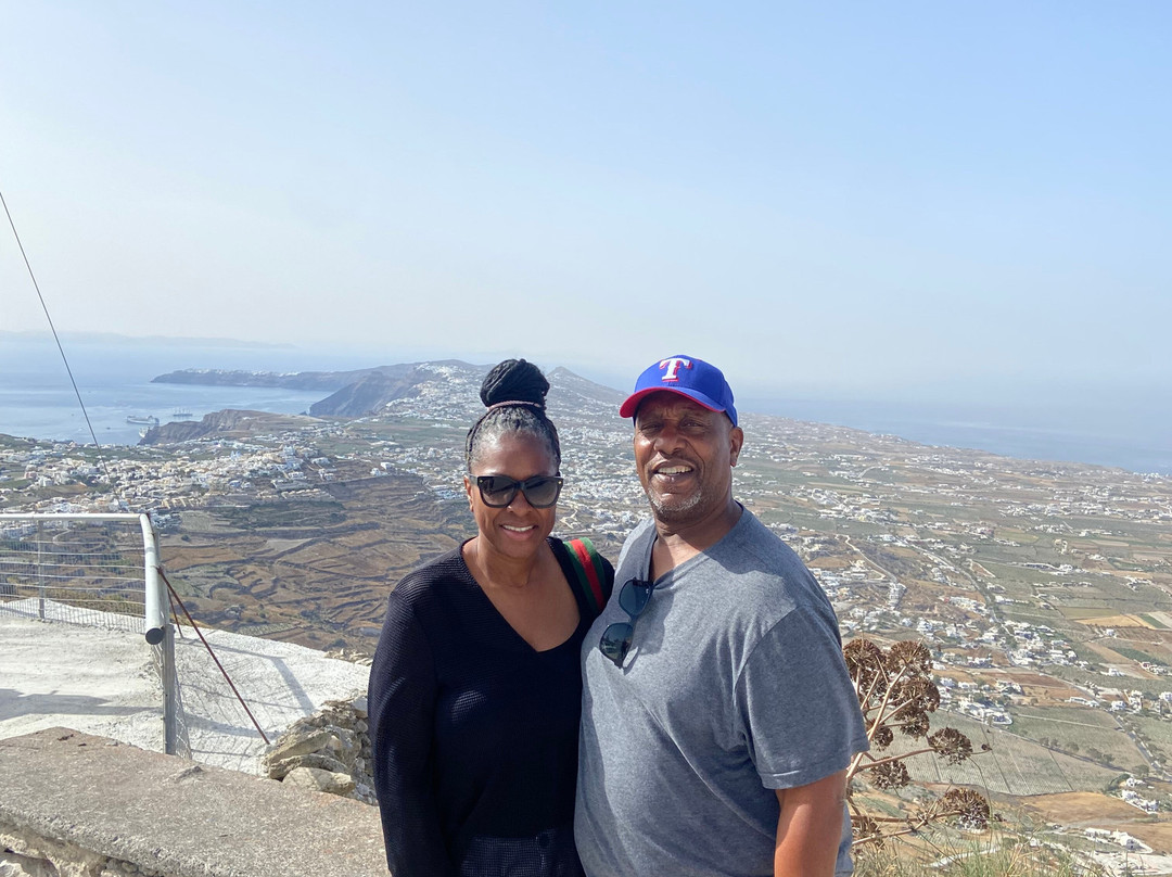 Saffron Tours Santorini-圣托里尼必去景点