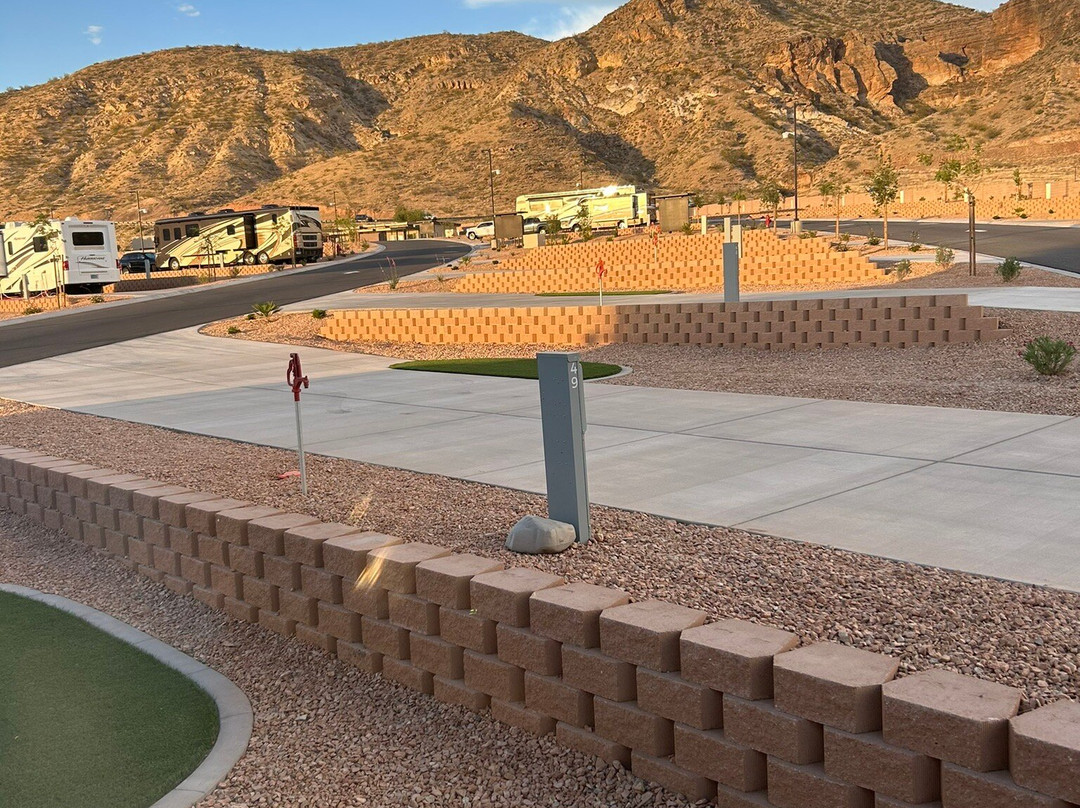 Gateway Luxury RV Resort