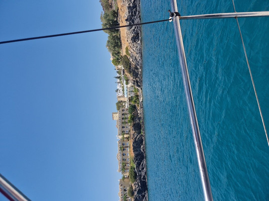 Lazy Day Rhodes S/Y-林多斯必去景点