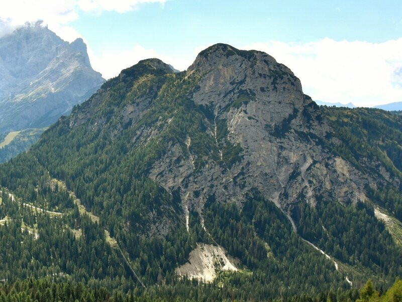 Monte Crot景点图片
