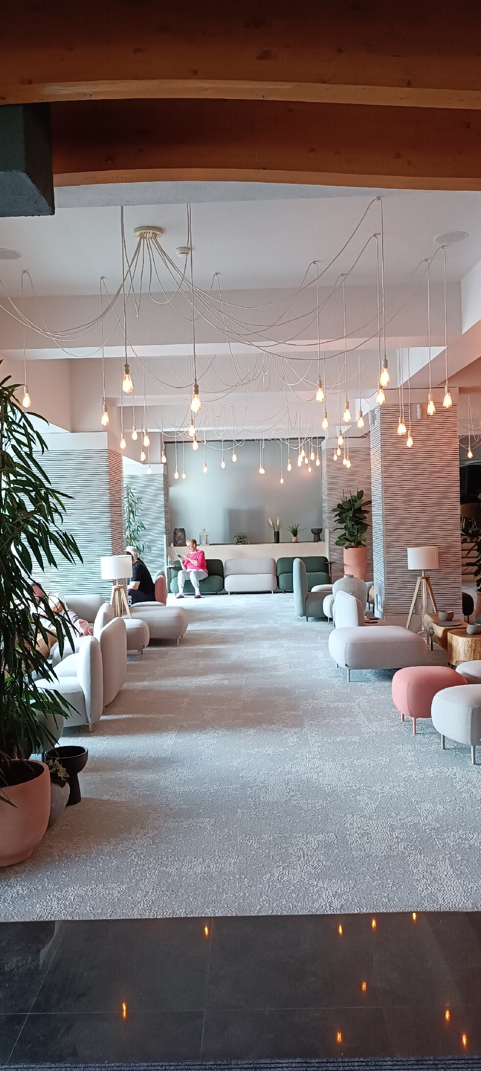 Hotel Orizont-官方