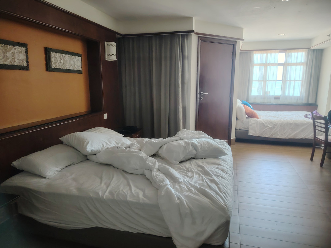 迪克森雷克斯港酒店主图