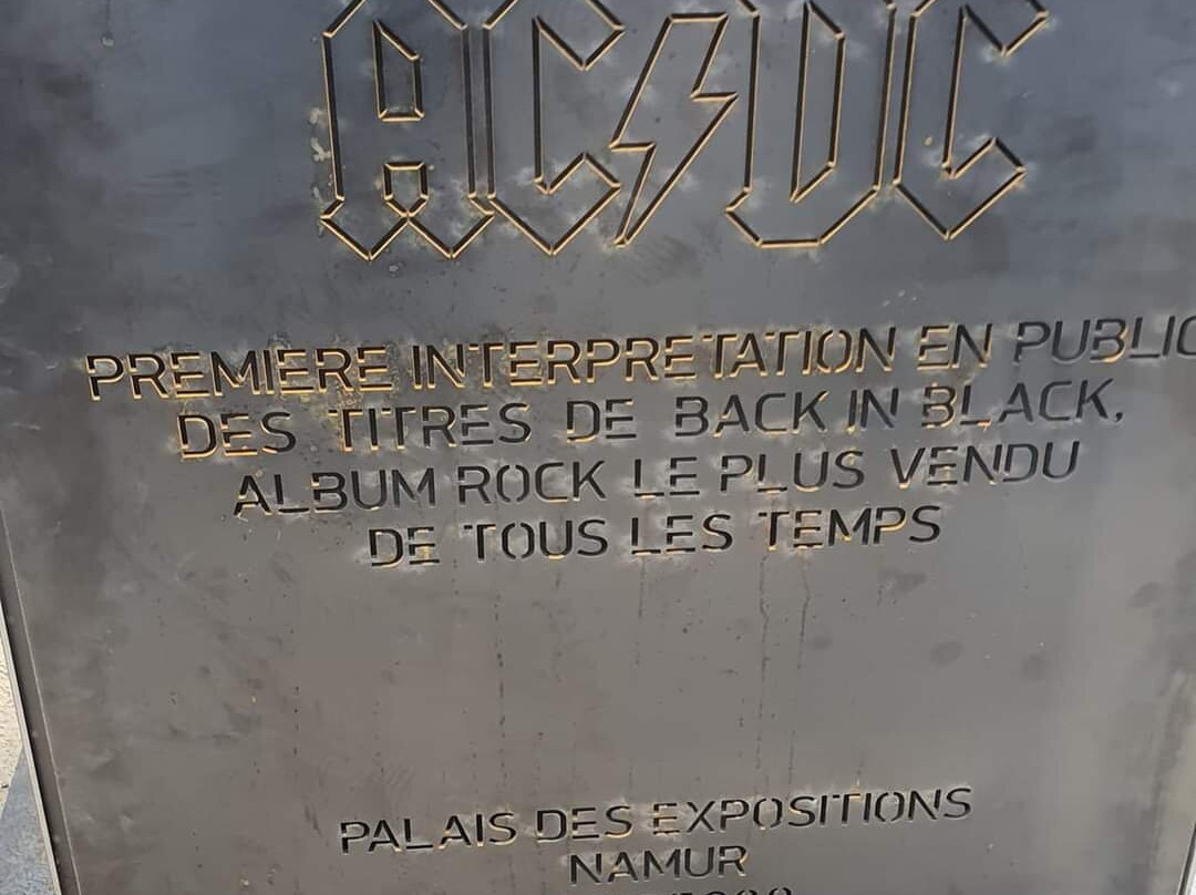 Esplanade AC/DC