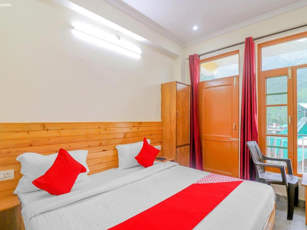 OYO 81670 White Mountains