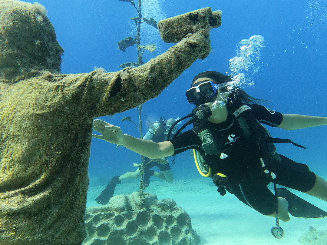 Undersea World Scuba Diving-阿依纳帕必去景点