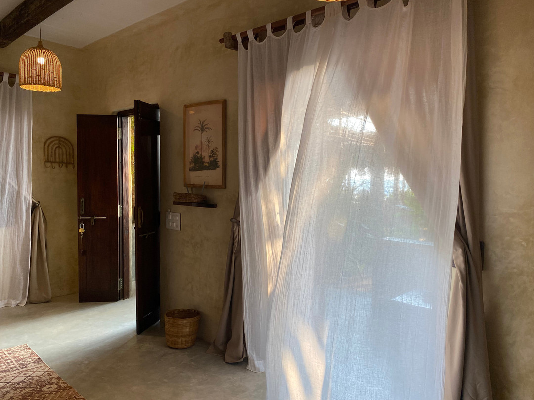 Palm Grove Beach Resort主图