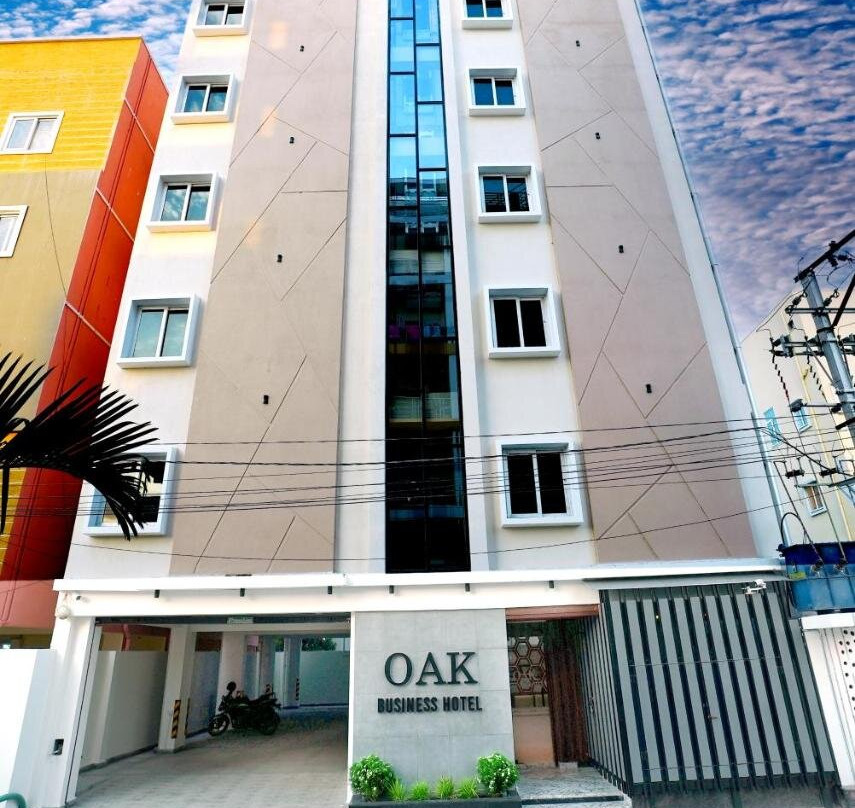 Oak Business Hotel