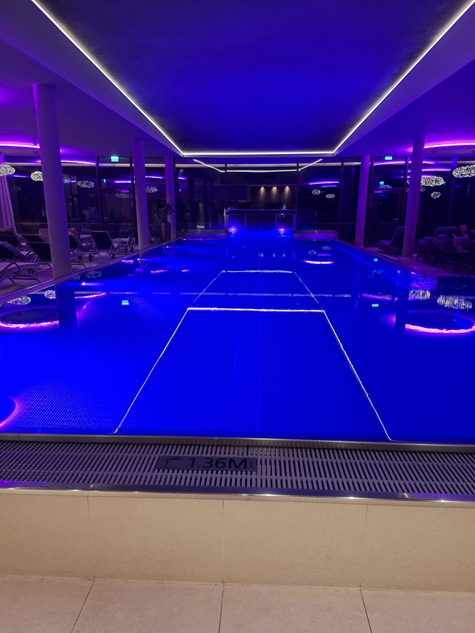 Hotel Schachner-泳池
