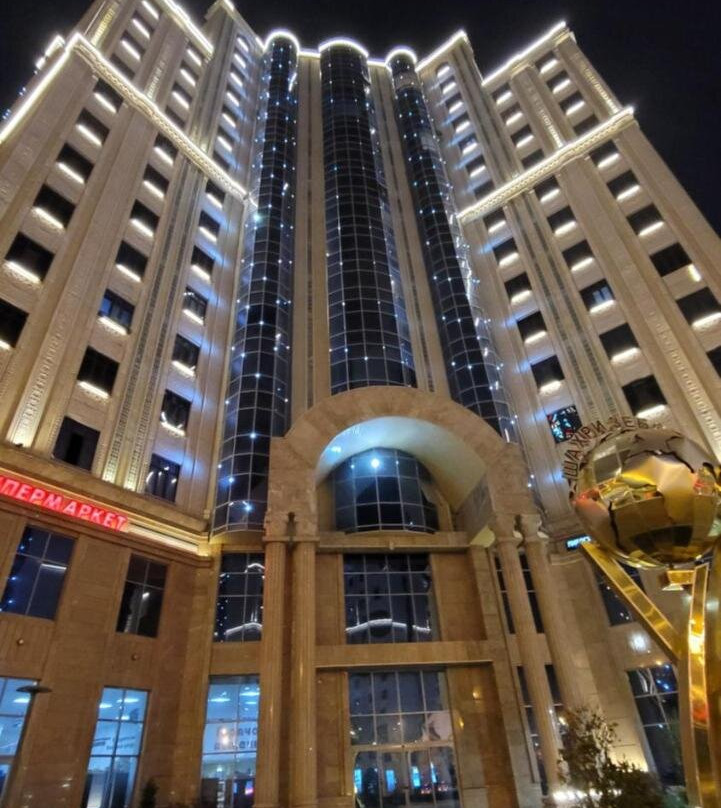 Hotel Ayni