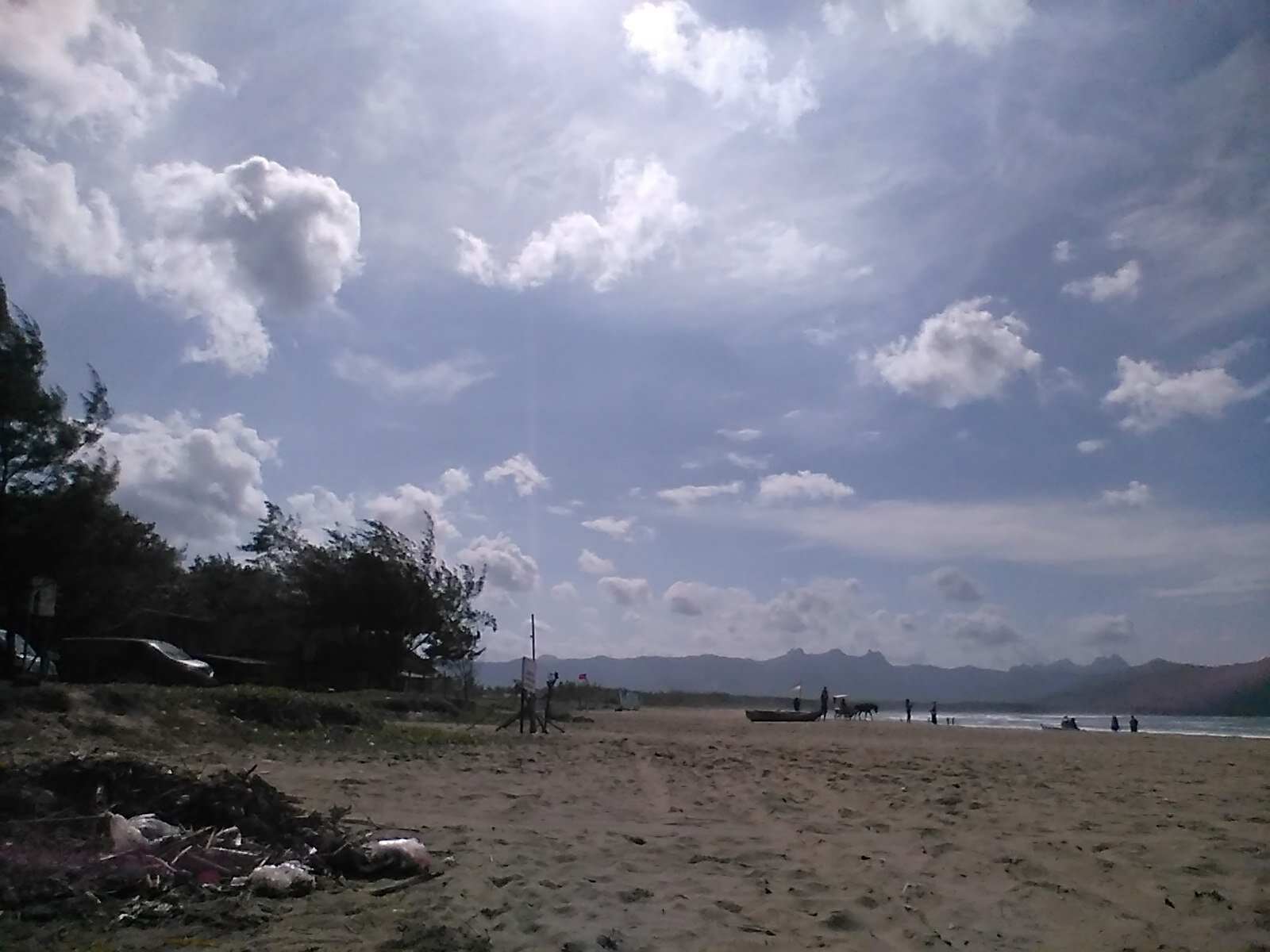 Teleng Ria Beach-2024年11月4日上传的实拍图