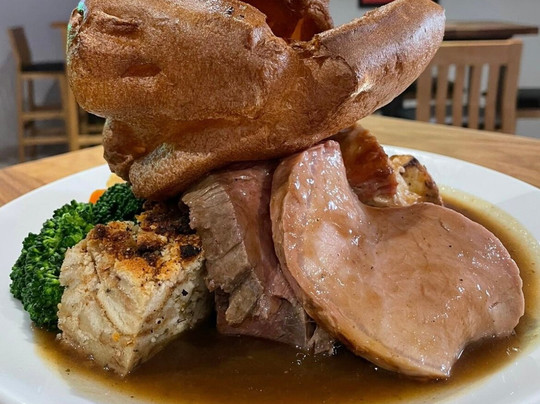 Legends Bar & Restaurant