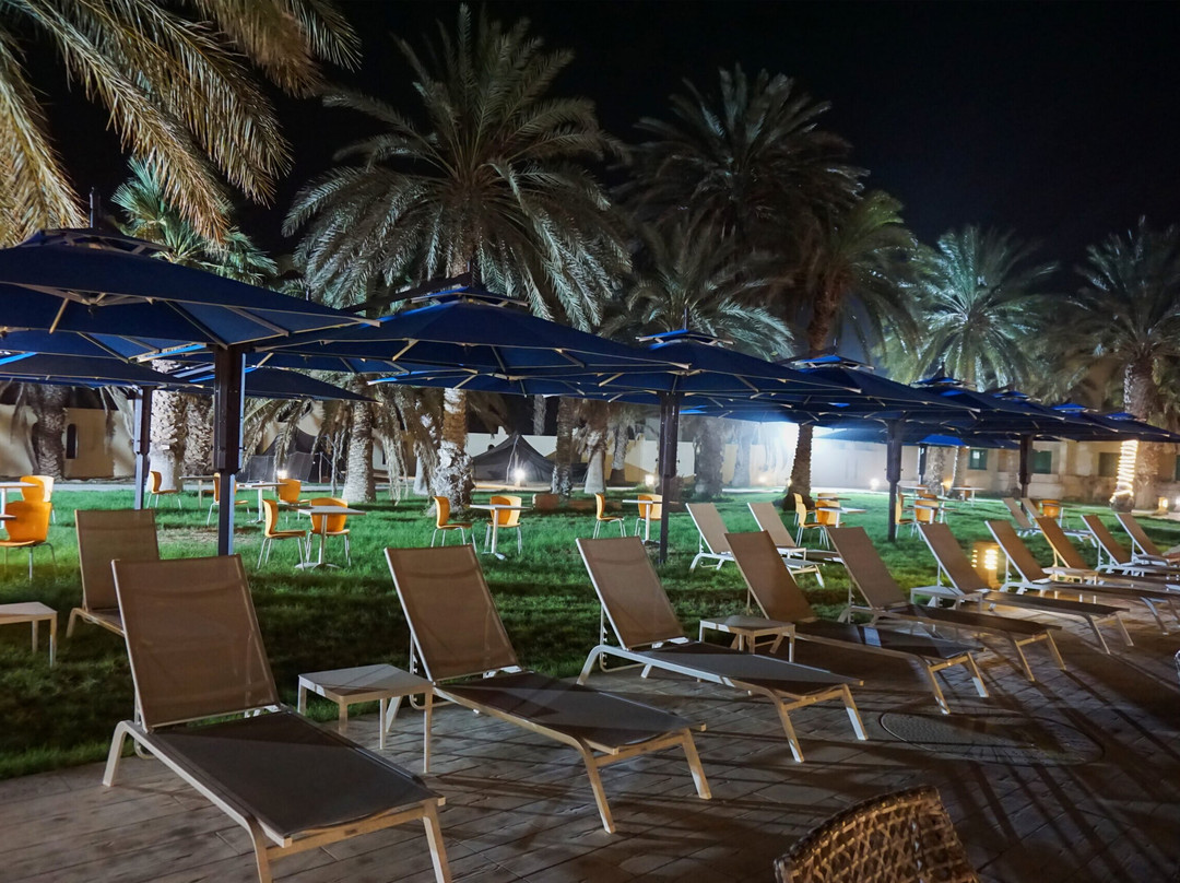 撒哈拉杜兹酒店主图