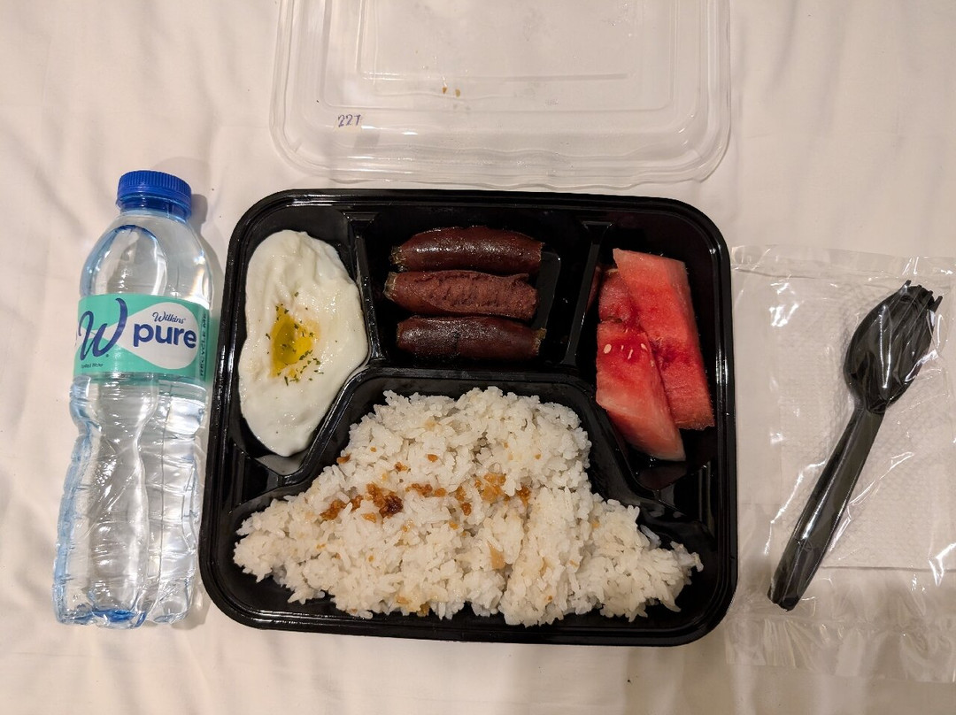 塔克洛班酒店主图