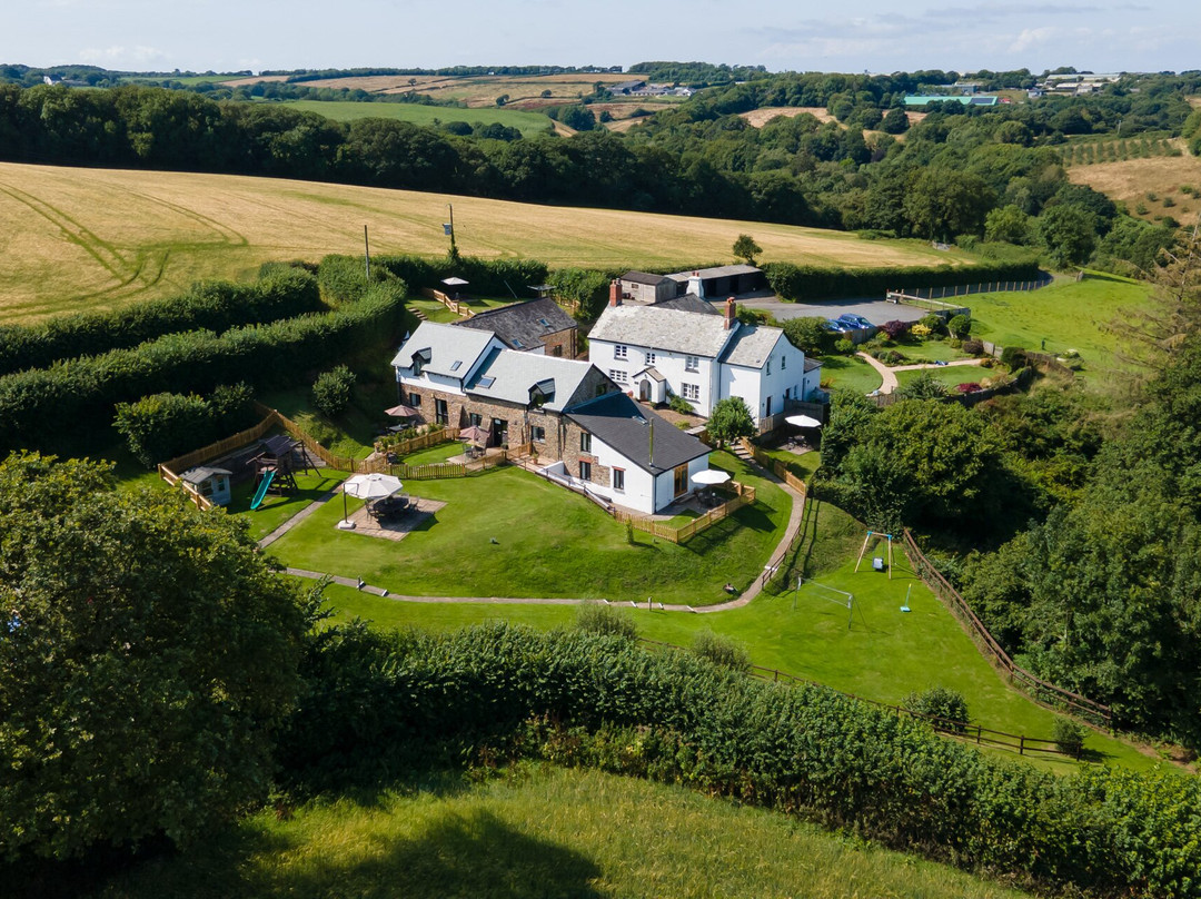 Robin Hill Farm Cottages