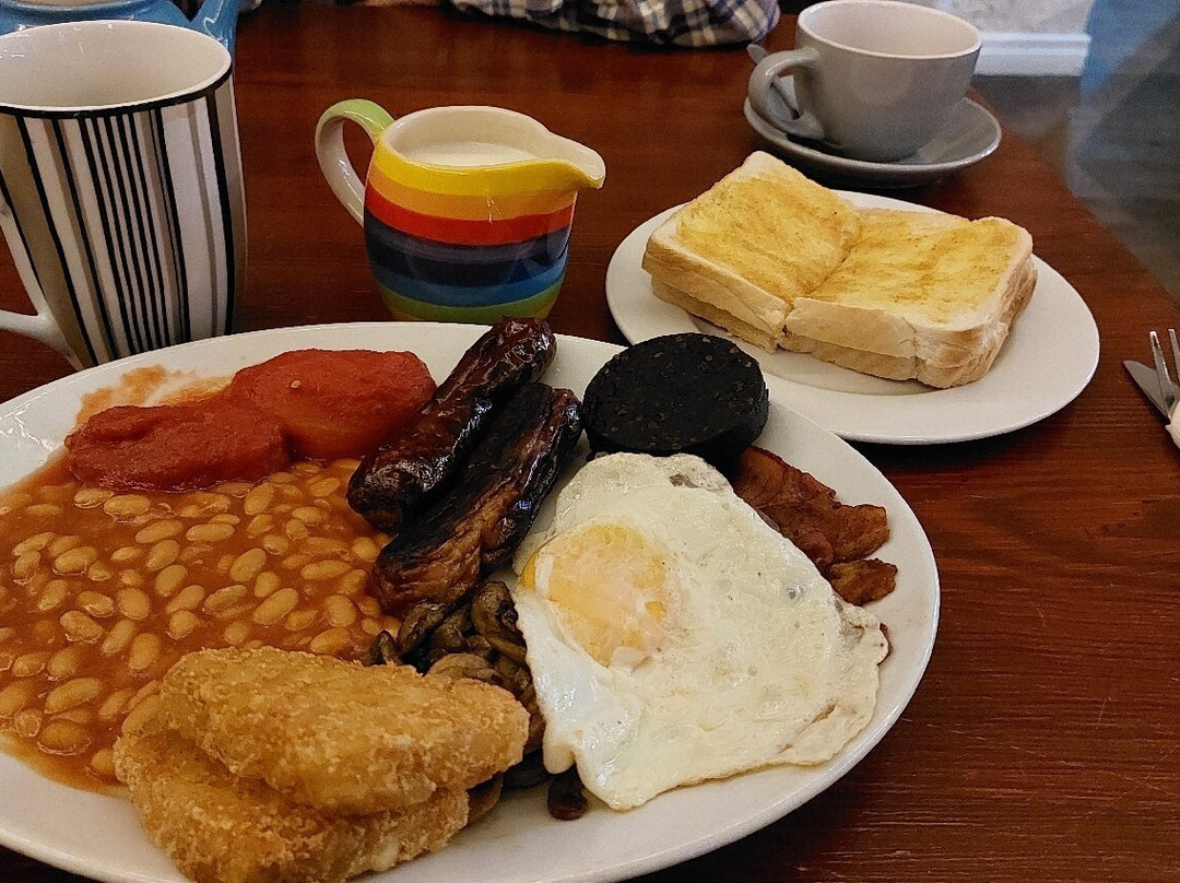 三个桶匠酒店主图