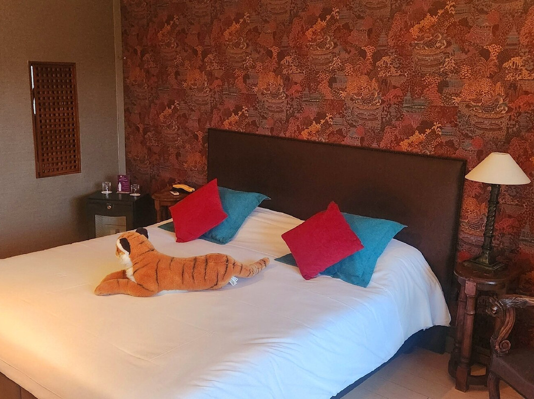 圣乔治森林驿站酒店主图