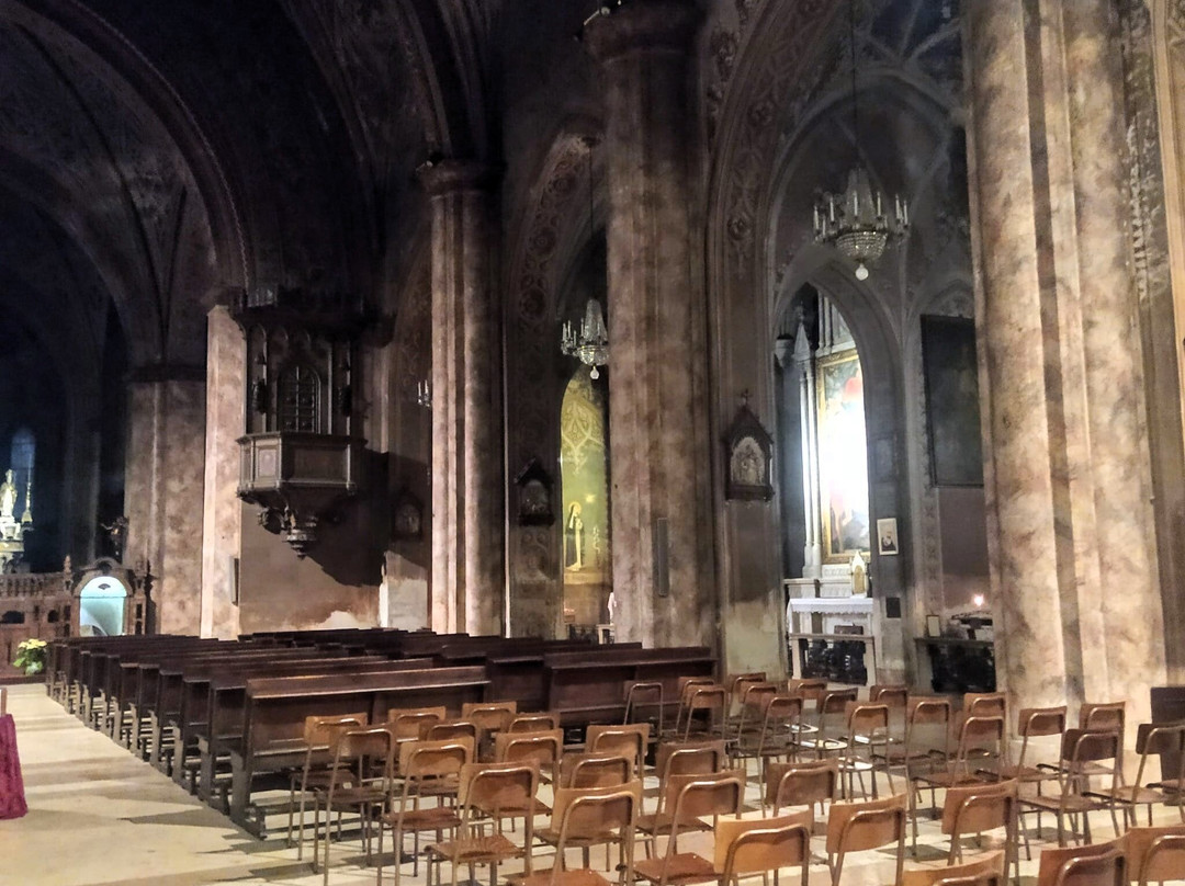 Chiesa di San Pietro Martire-维杰瓦诺必去景点