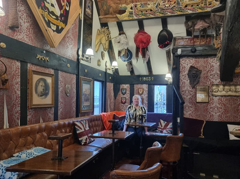 Old Tom's Gin Bar-达勒姆必去景点