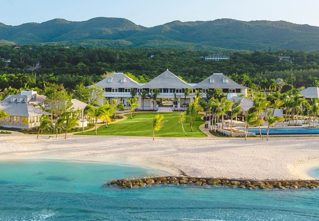 Half Moon Bay-内格里尔必去景点