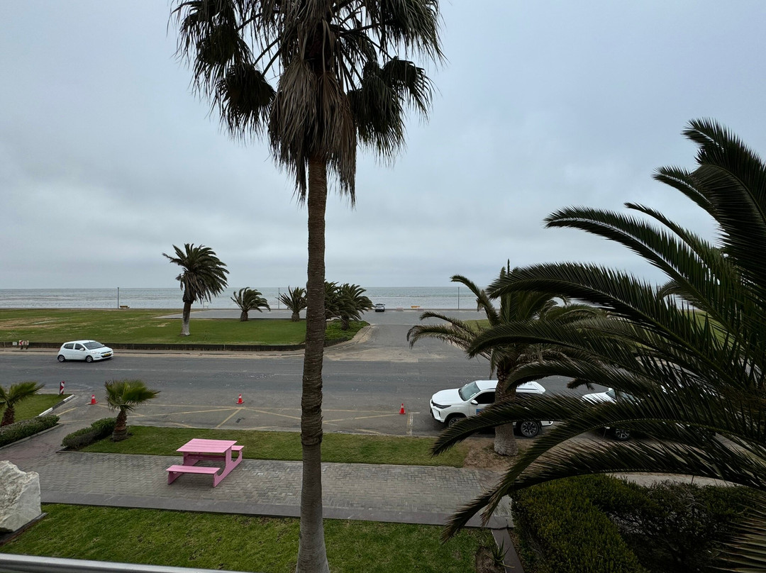 火烈鸟别墅精品酒店主图