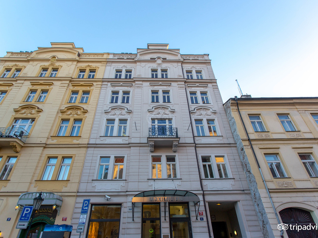 布拉格酒店住宿-万世名流酒店