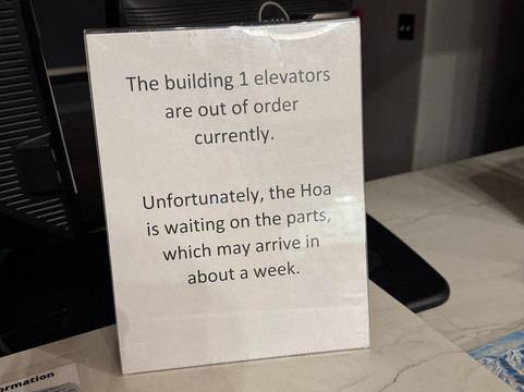 峡谷村西尔维拉多旅馆来自Park City主图