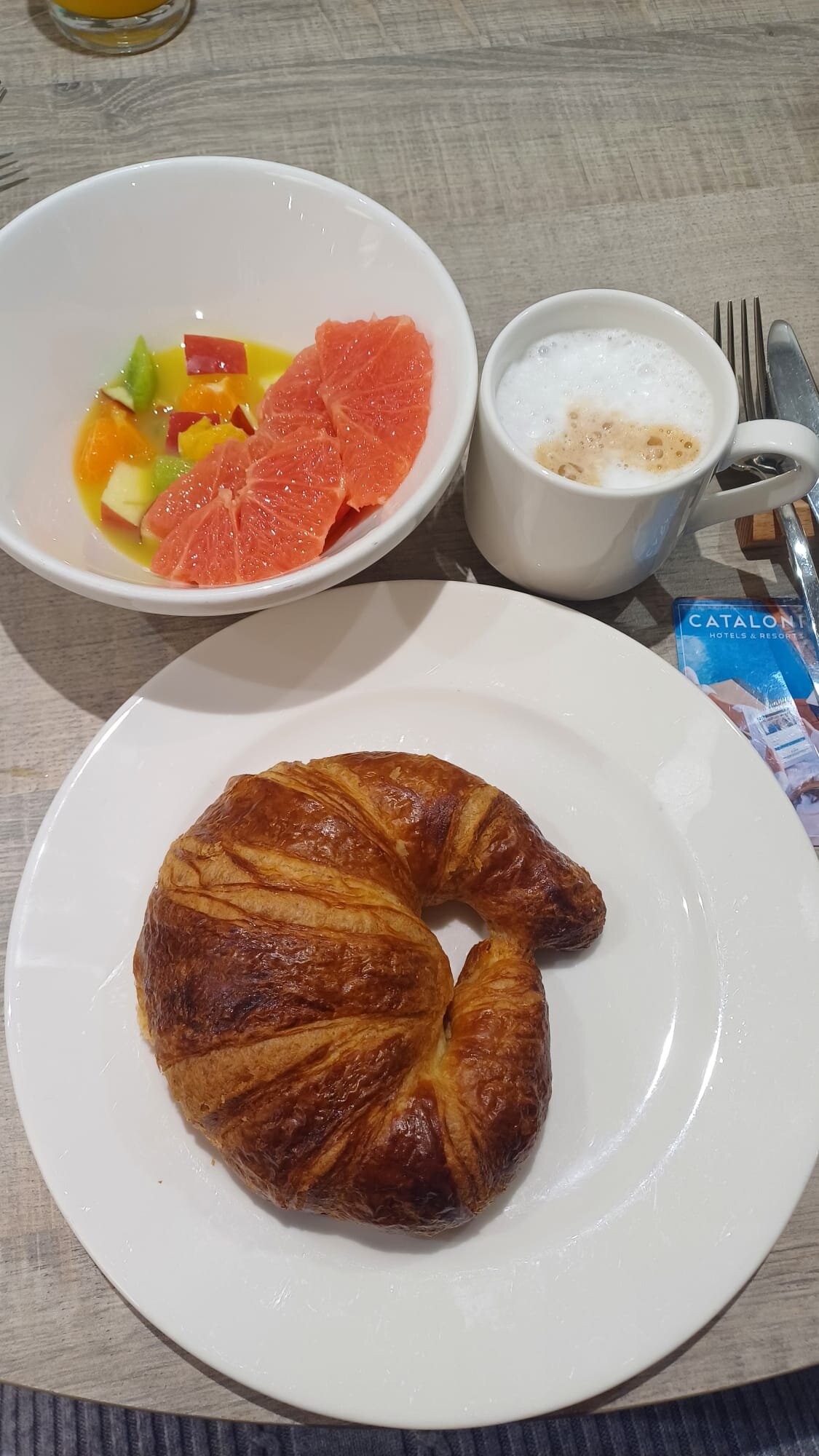 加泰罗尼亚卡斯泰尔奴酒店-餐饮