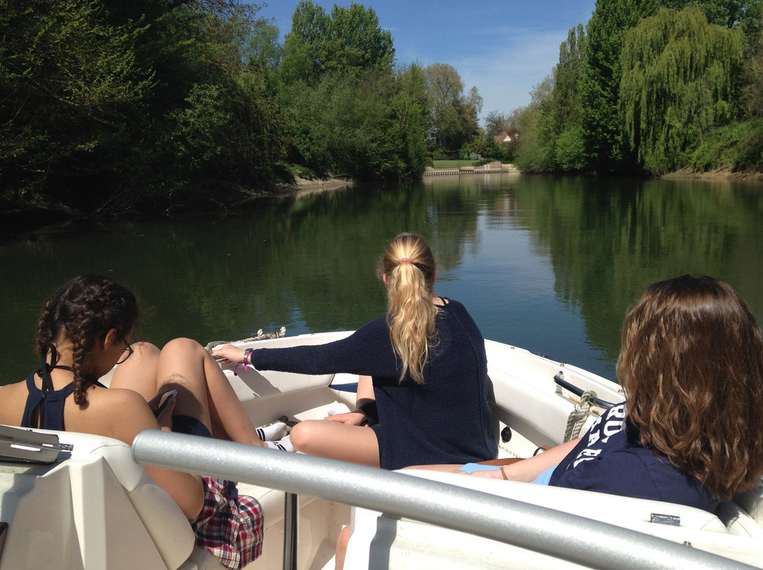 Villennes Boat景点图片