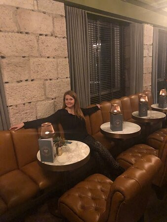 苏格兰人酒店主图