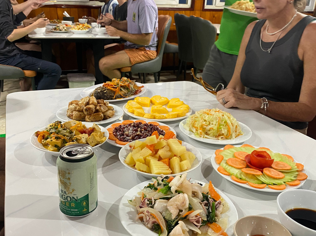 Cat Ba Green Trail Travel-Cat Ba Town必去景点