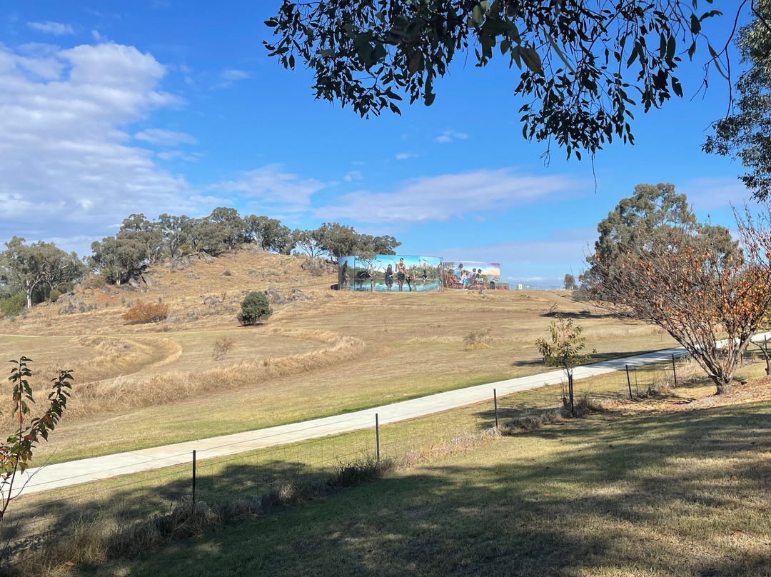 Cowra POW Water Tank Murals景点图片