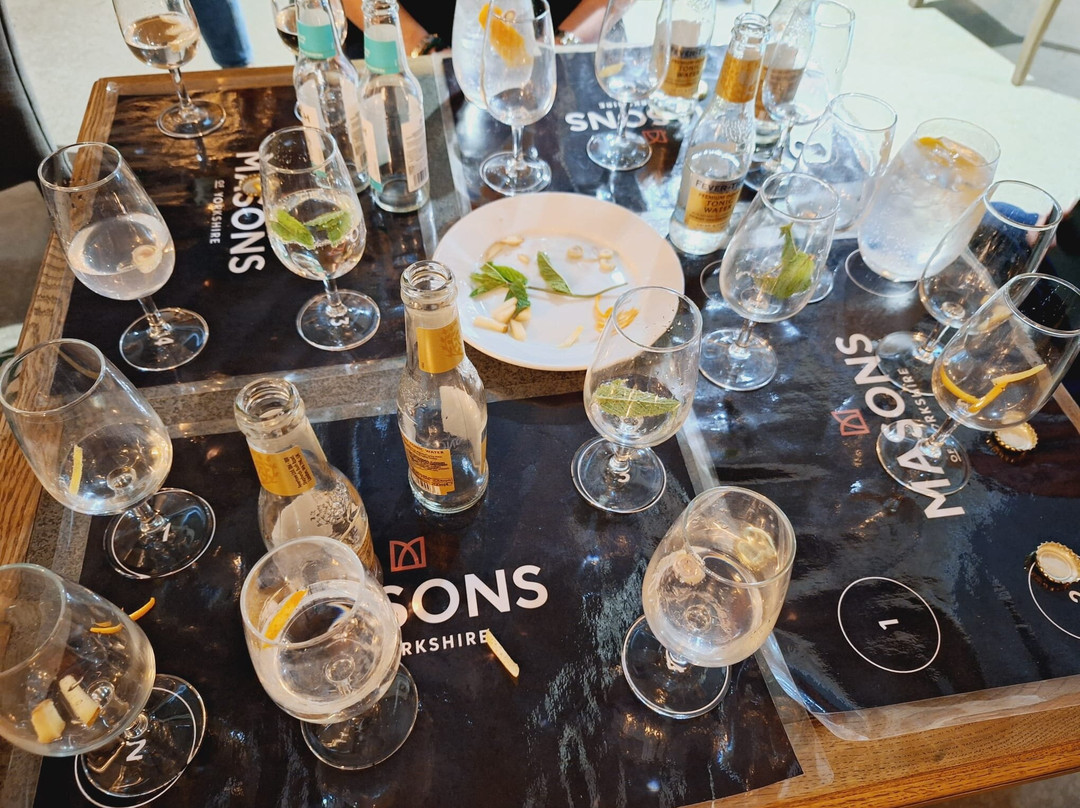 Masons of Yorkshire Distillery-Leeming Bar必去景点