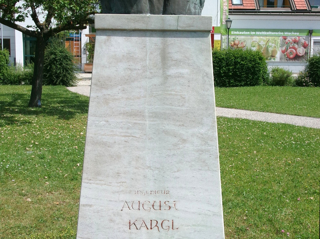 Monument To August Kargl-都恩石必去景点