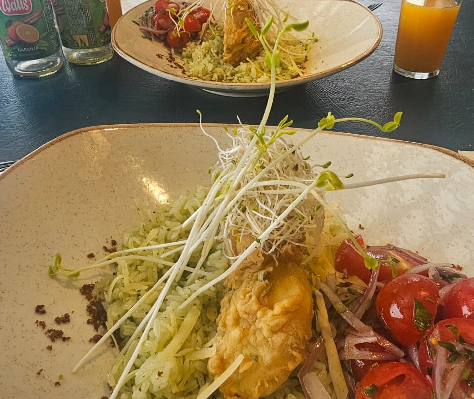 Yachting Hotel Quintero主图