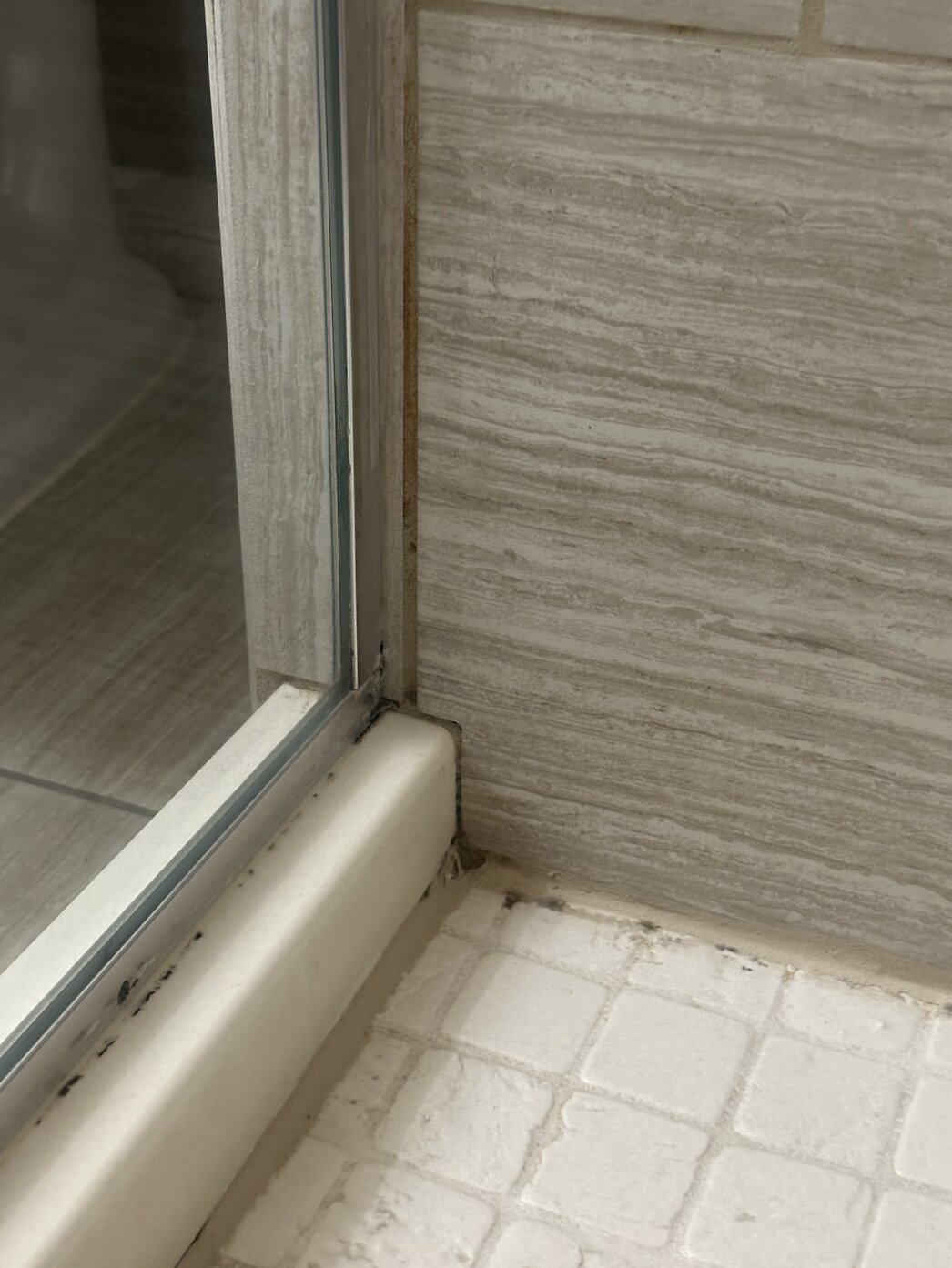 Cambria Hotel Plano Frisco-浴室