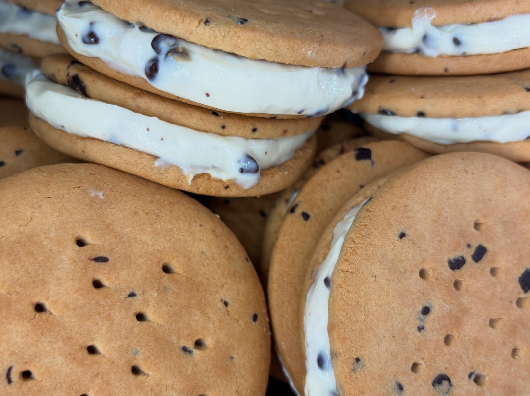 ΜΑΝΙΑΤΗ Greek Traditional Bakery